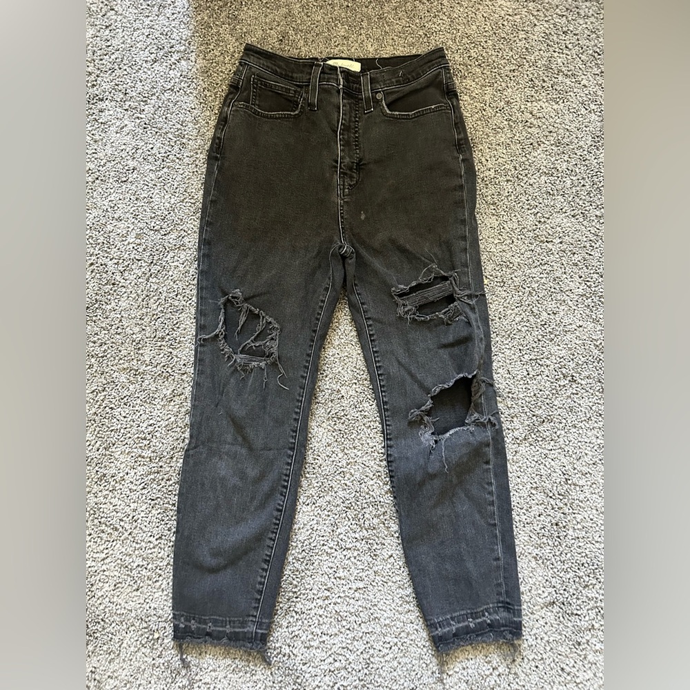 Madewell The MomJean Distressed in Black